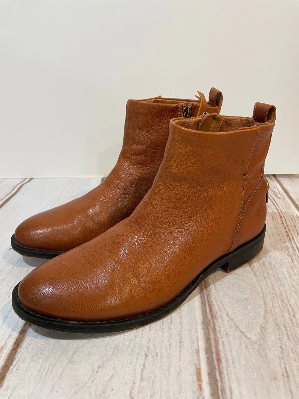 Franco Sarto Leather Ankle Boots  Brown Women’s 7.5 Chelsea Zip Classic Booties